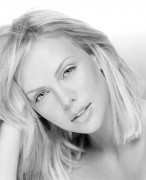 Шарлиз Терон (Charlize Theron) Firooz Zahedi Photoshoot (32xHQ) 7b252b360252019