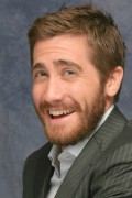 Джейк Джилленхол (Jake Gyllenhaal) Rendition Press Conference 2007 - 54xHQ 3578fe363035121
