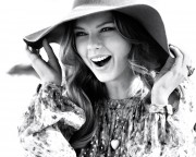 Тейлор Свифт (Taylor Swift) Regan Cameron Photoshoot 2011 for InStyle (9xHQ) A00d1b363212759