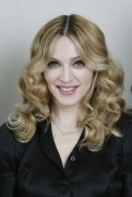 Мадонна (Madonna)  Dave Hogan Portraits (December 13, 2006 in London) (4xHQ) 89abc4363228118
