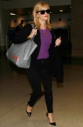 Риз Уизерспун (Reese Witherspoon) LAX airport October 30-2014 (52xHQ) 454e19363286377