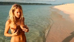 http://thumbnails110.imagebam.com/36401/58152e364009925.jpg