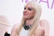 Anna Faris - Страница 3 260b09364176179