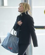 Риз Уизерспун (Reese Witherspoon) Departs out of JFK airport in NY,29.10.2014 (21xHQ) 7495aa364179870