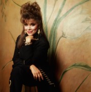 Пола Абдул (Paula Abdul) Lynn Goldsmith photoshoot, 1989 - 7xHQ 724d28374323451