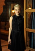 Кэри Маллиган (Carey Mulligan) Portaits at the Dubai Film Festival - 13.12.2010 (17xHQ) 706107379449551