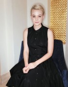 Кэри Маллиган (Carey Mulligan) Portaits at the Dubai Film Festival - 13.12.2010 (17xHQ) D4b966379449489