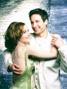 Дэвид Духовны и Джиллиан Андерсон (David Duchovny, Gillian Anderson)- промо к сериалу X-Files - 3xHQ 7b86e6380449562