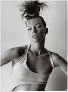 Милла Йовович (Milla Jovovich) фото Mario Testino, 2003 (3xHQ) 3272a4380708187