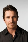 Кристиан Бэйл (Christian Bale) фото к фильму Тёмный рыцарь (The Dark Knight, 2008) - 43xHQ 3c2d44381035175