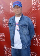 Брюс Уиллис (Bruce Willis) 21st Annual EIF Revlon Run Walk For Women, Los Angeles Memorial Coliseum, 2014 - 20xHQ 2f03c3381275557