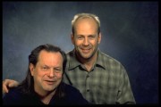 Брюс Уиллис (Bruce Willis) Ronald Siemoneit Photoshoot, 1996 - 2xМQ 63e59a381914734