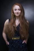 Софи Тернер (Sophie Turner) 'Another Me' Portrait Session - The 8th Rome Film Festival (26xHQ) 3af490382204044