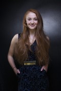 Софи Тернер (Sophie Turner) 'Another Me' Portrait Session - The 8th Rome Film Festival (26xHQ) Eae9ee382204077