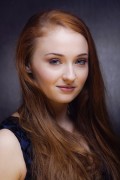 Софи Тернер (Sophie Turner) 'Another Me' Portrait Session - The 8th Rome Film Festival (26xHQ) Ff5266382203896