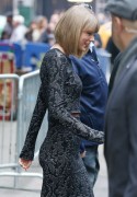 Тейлор Свифт (Taylor Swift) Visits 'Good Morning America' in New York City, 11.11.2014 (19хHQ) Ba990e387413744
