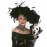 Гленн Клоуз (Glenn Close) '101 Dalmatians' 1996 promoshoot - 4xHQ 2b1a1f389982791