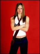 Аврил Лавин (Avril Lavigne) MTV Studios Photoshooting, Rome 06.12.2003 (26xHQ) B782f3390440325