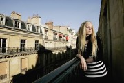 Аврил Лавин (Avril Lavigne) Carlo Allegri Photoshoot For Chanel France January 2006 (54xHQ) 9f95e3390677453