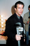 Мэл Гибсон (Mel Gibson) MTV Movie Awards - September 7, 1993 (MQ) Daf916390672063