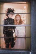 Эдвард руки-ножницы / Edward Scissorhands (Джонни Депп, Вайнона Райдер, 1990) 7ac7e6391894568