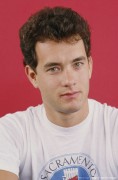 Том Хэнкс (Tom Hanks) poses during a 1986 West Hollywood, California - 3xHQ A7a1bb391904123