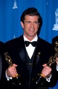 Мел Гибсон (Mel Gibson) 1996 The 68th Annual Academy Awards 49xHQ 3c146c392229687