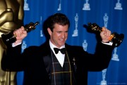 Мел Гибсон (Mel Gibson) 1996 The 68th Annual Academy Awards 49xHQ Af464d392229758