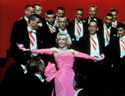 Джентльмены предпочитают блондинок / Gentlemen prefer blondes (Джейн Расселл, Мэрилин Монро, Чарльз Коберн, 1953) D286da519832014